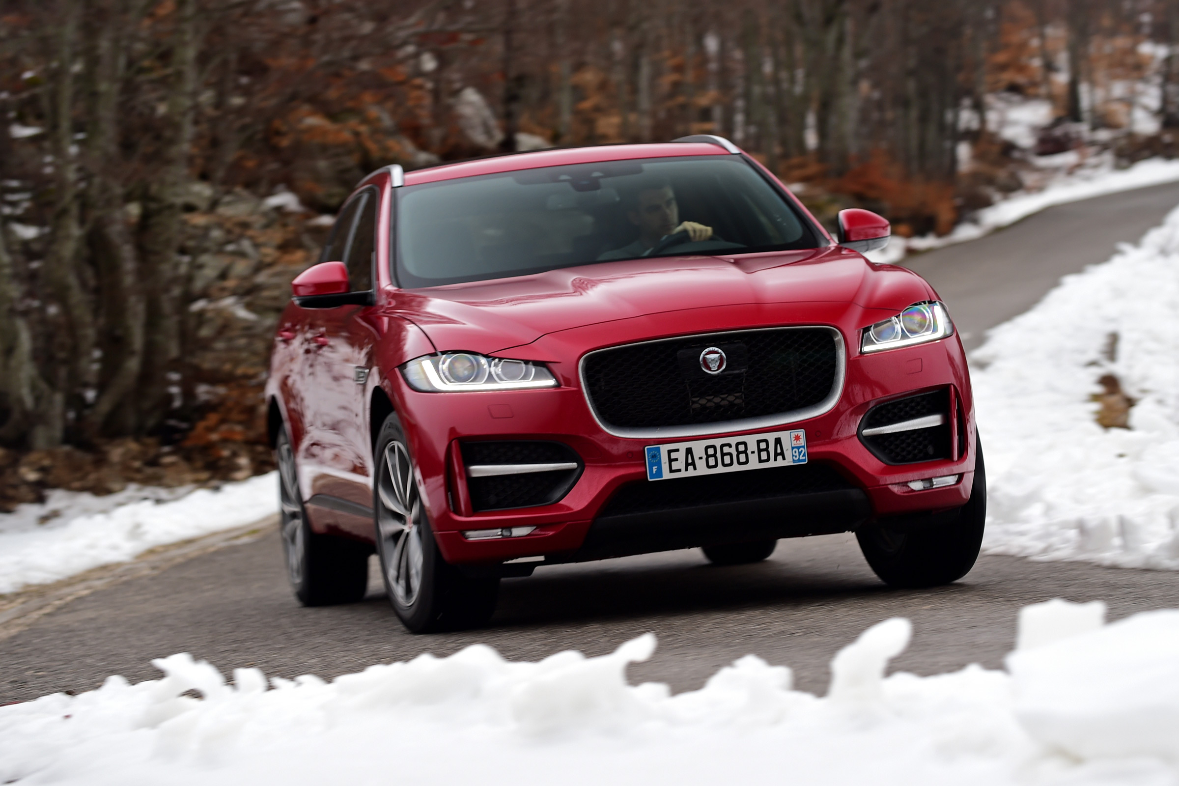 Jaguar F-Pace first drive - front cornering