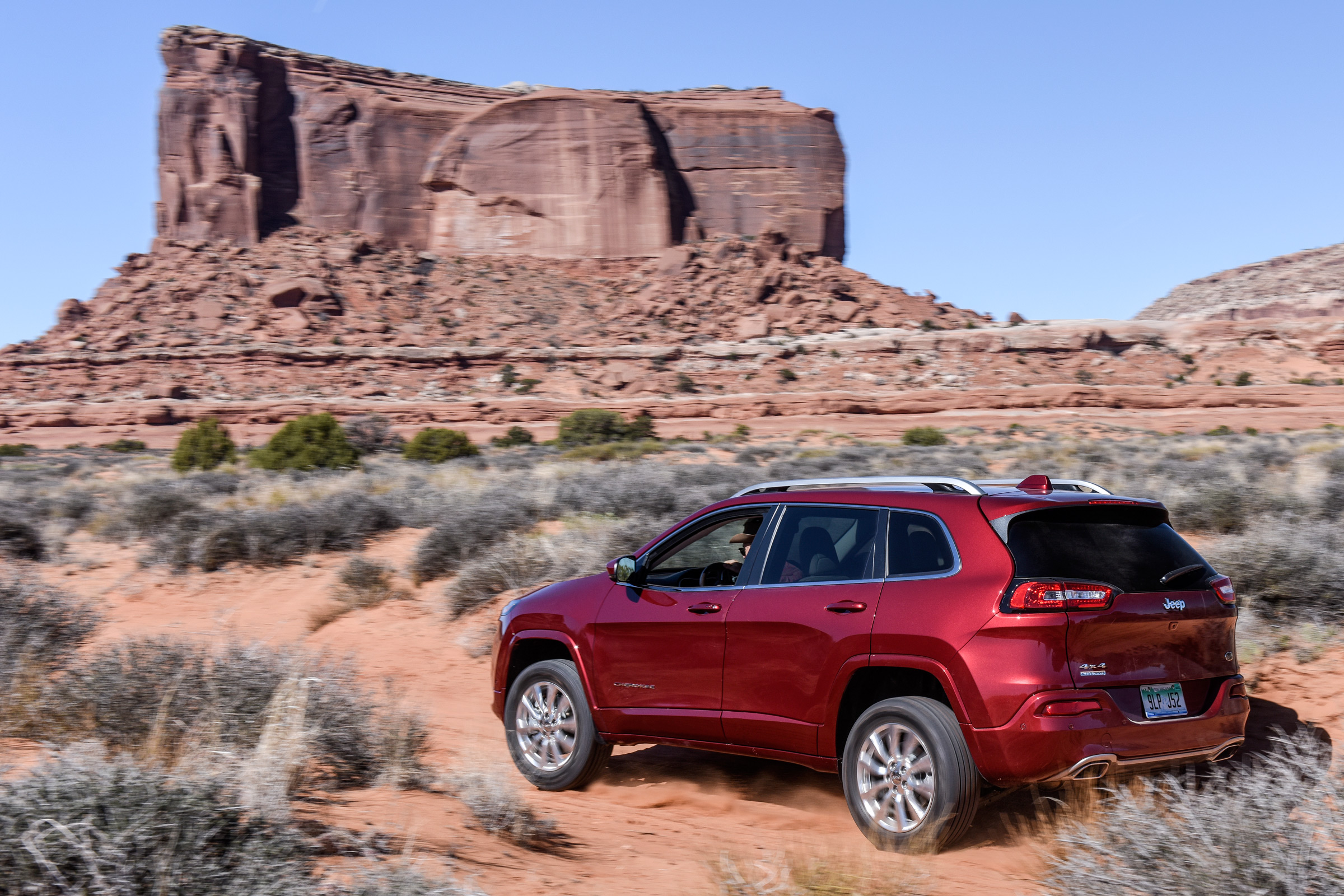 Jeep Cherokee Overland - rear