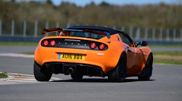 Lotus Elise Cup 250 - rear cornering