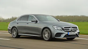 Mercedes E 200d AMG Line - side