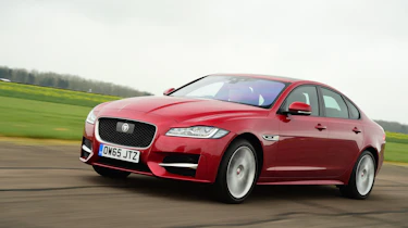 Jaguar XF 2016 - front tracking
