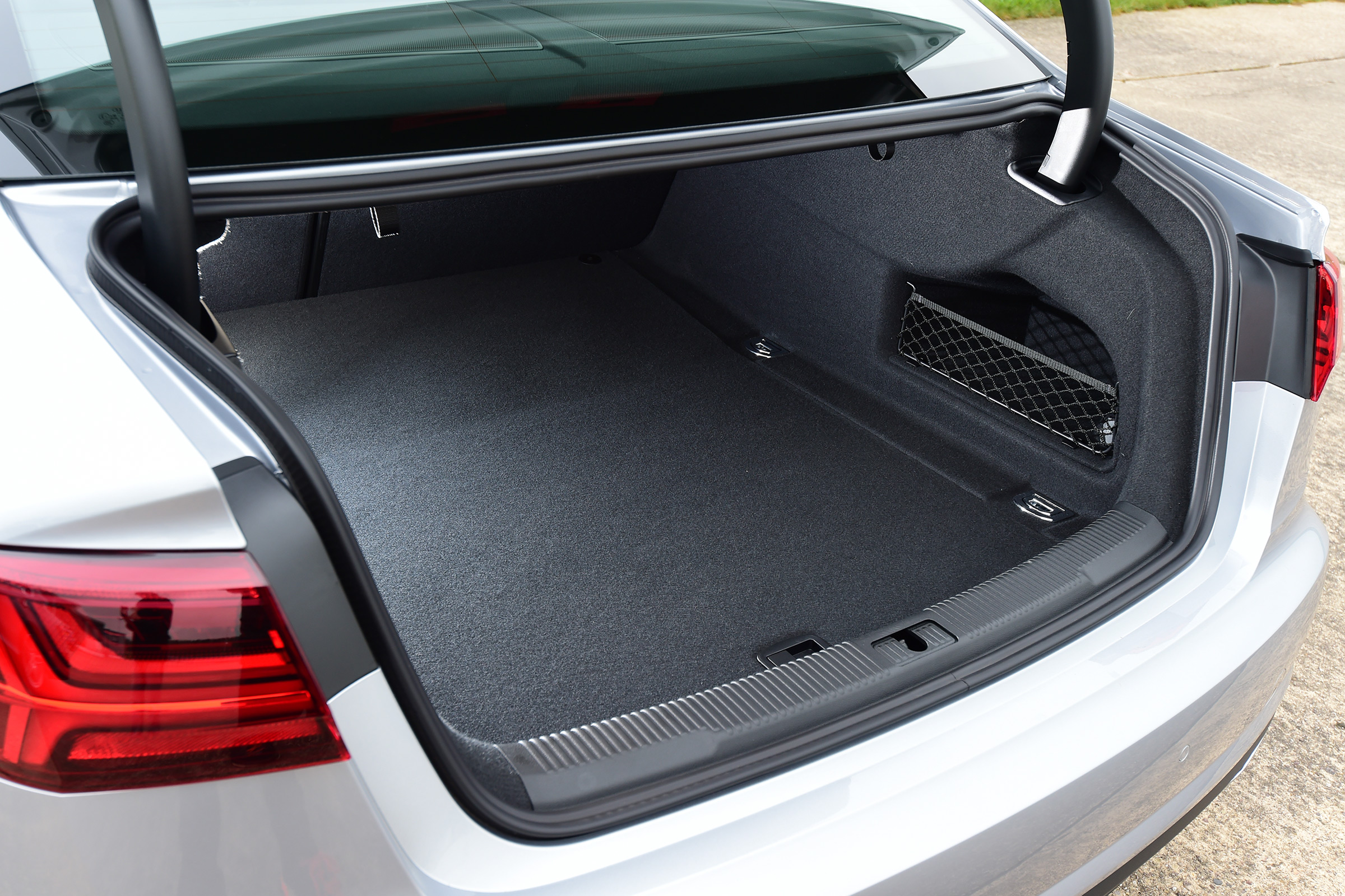 Audi A6 2016 - boot space