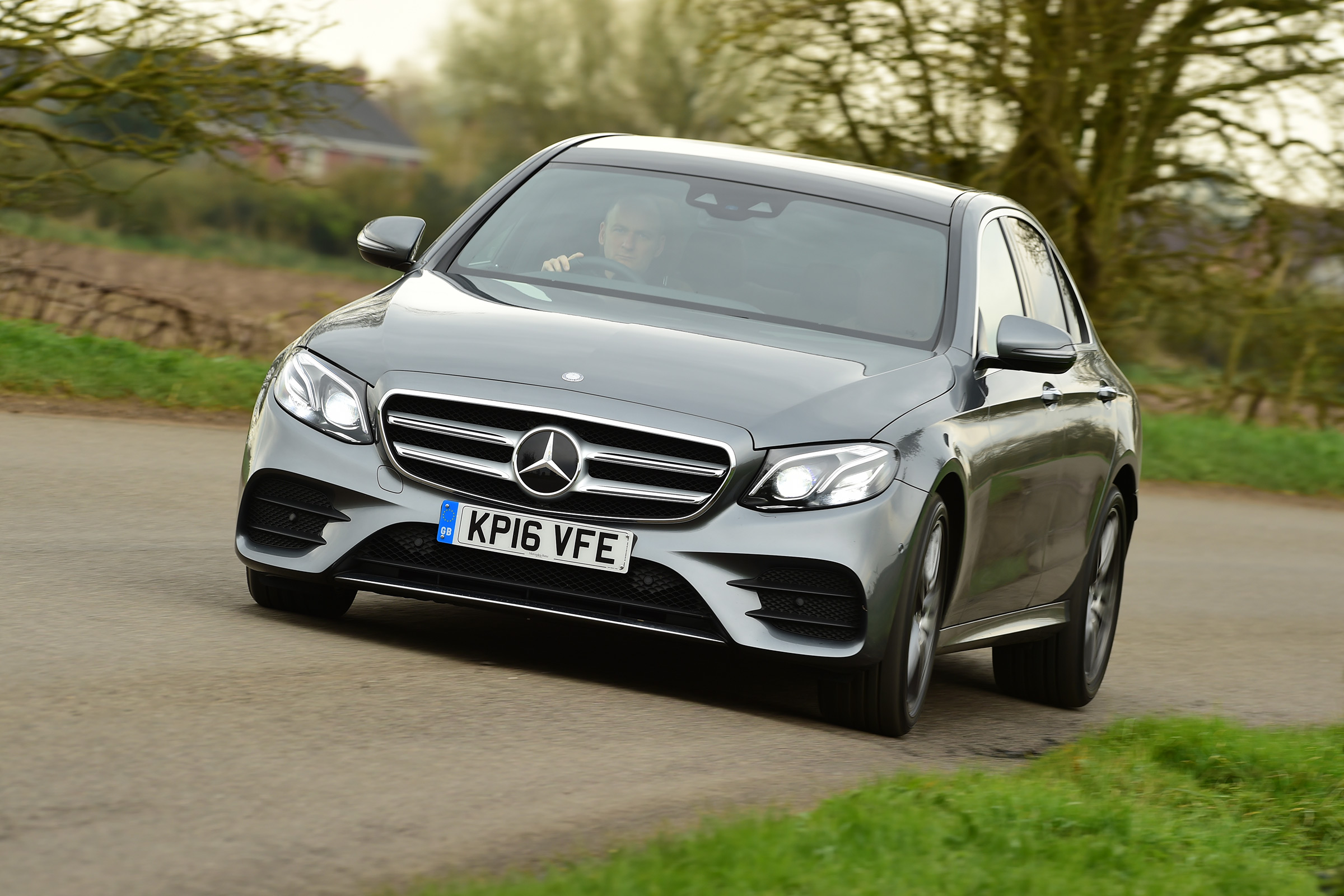 Mercedes E-Class 2016 - front cornering