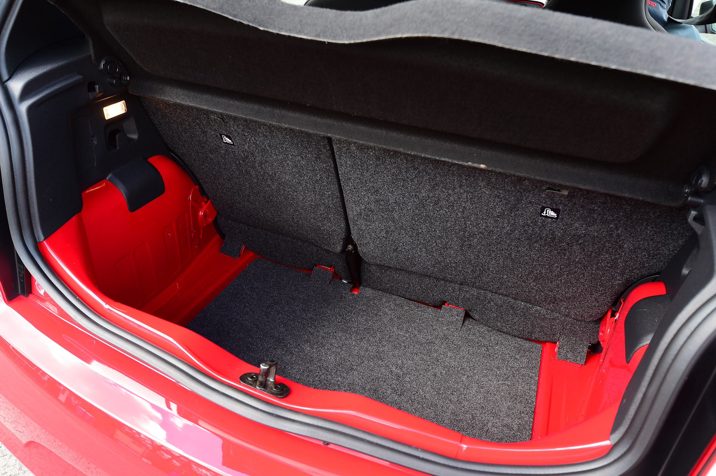 SEAT Mii FR Line - boot