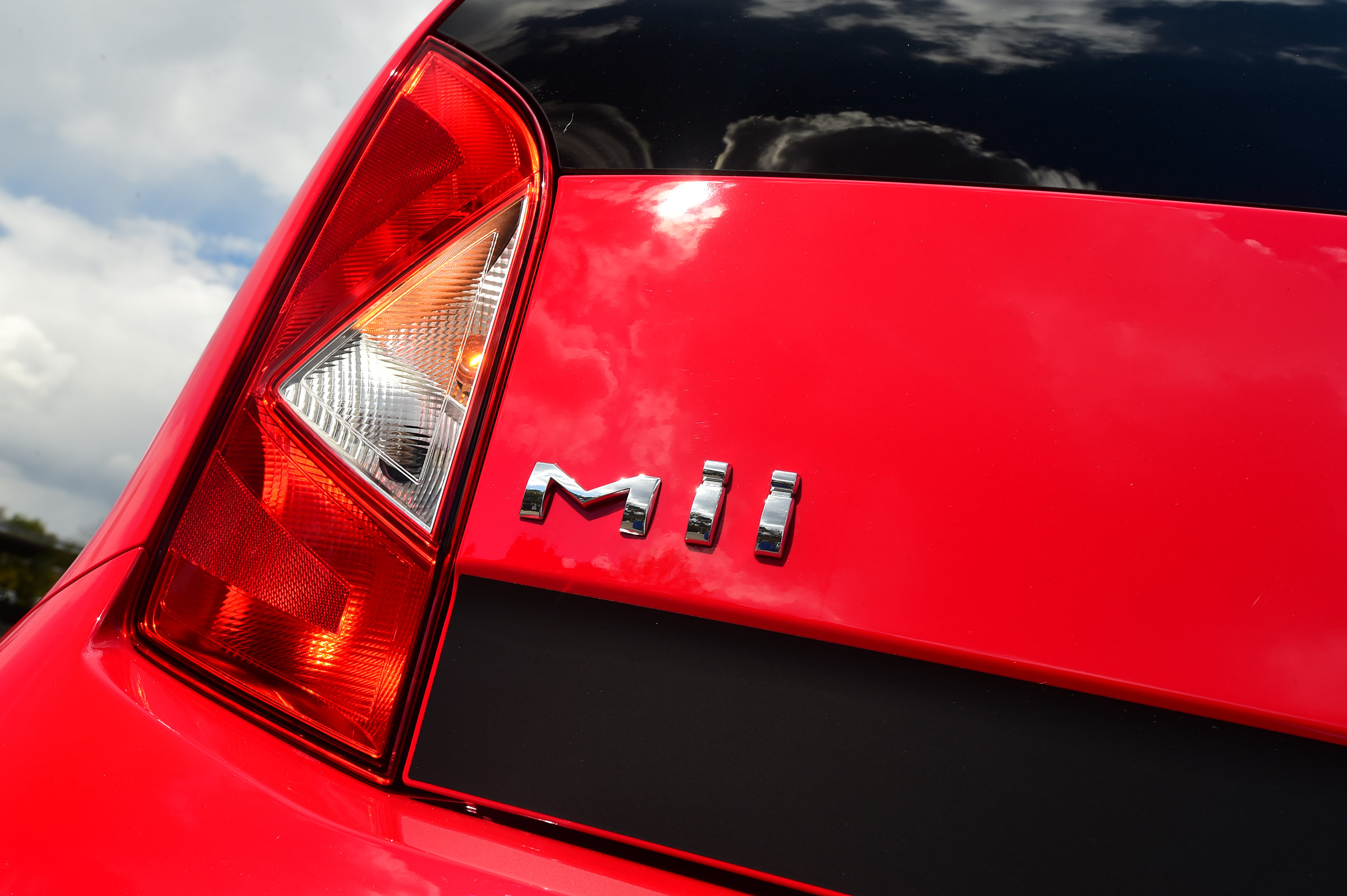 SEAT Mii FR Line - Mii badge