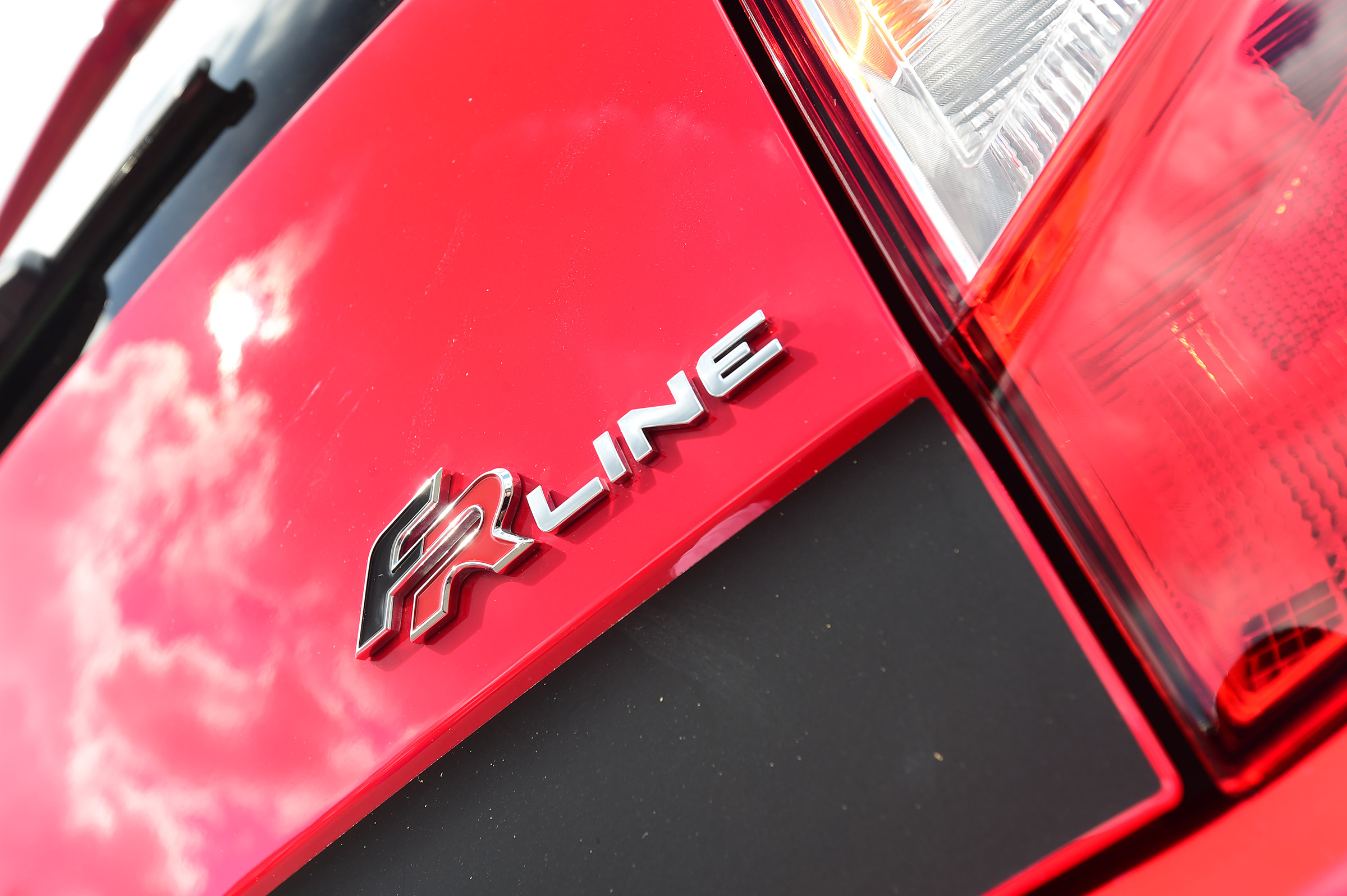 SEAT Mii FR Line - FR Line badge