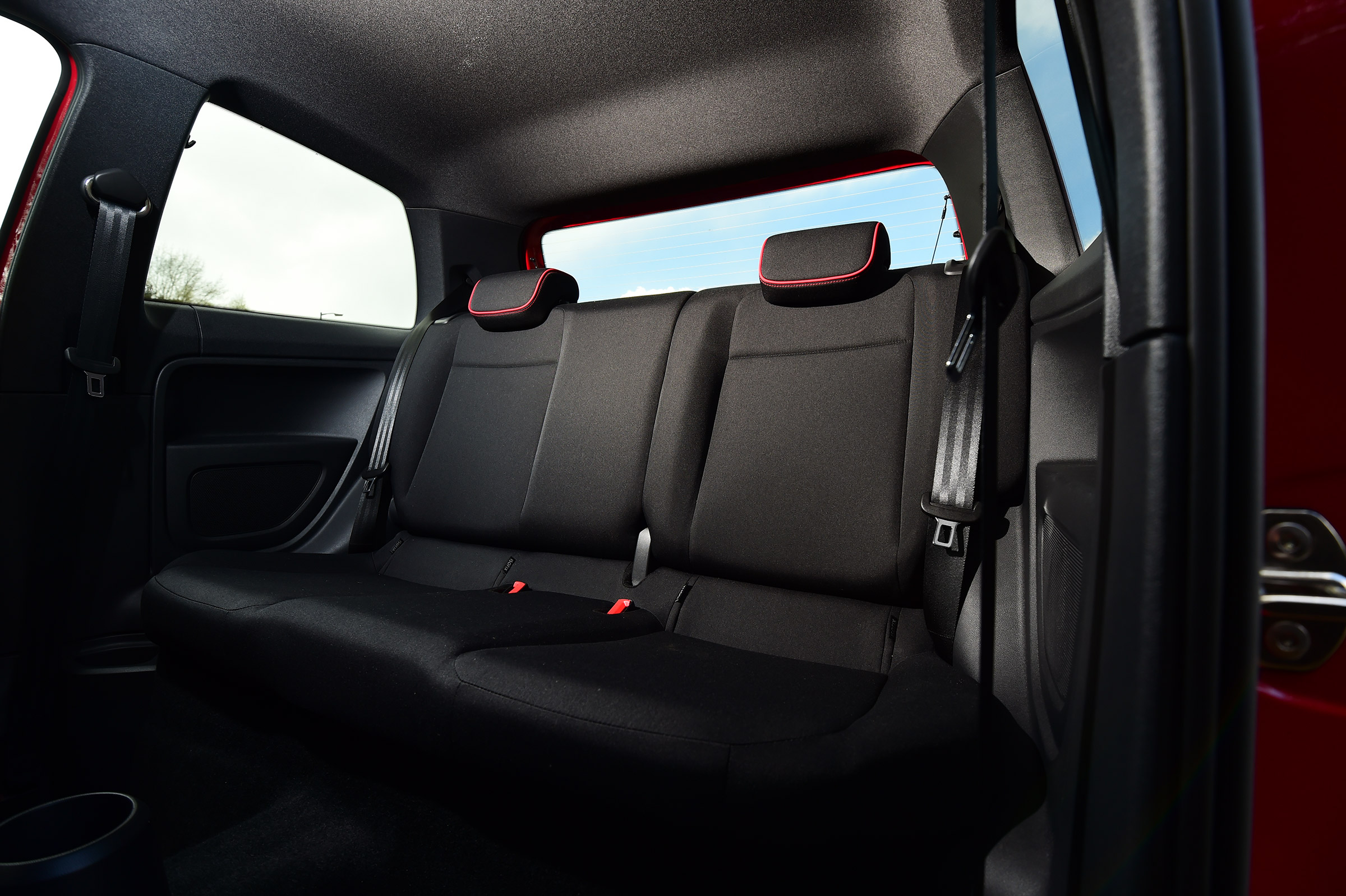 SEAT Mii FR Line - rear seats