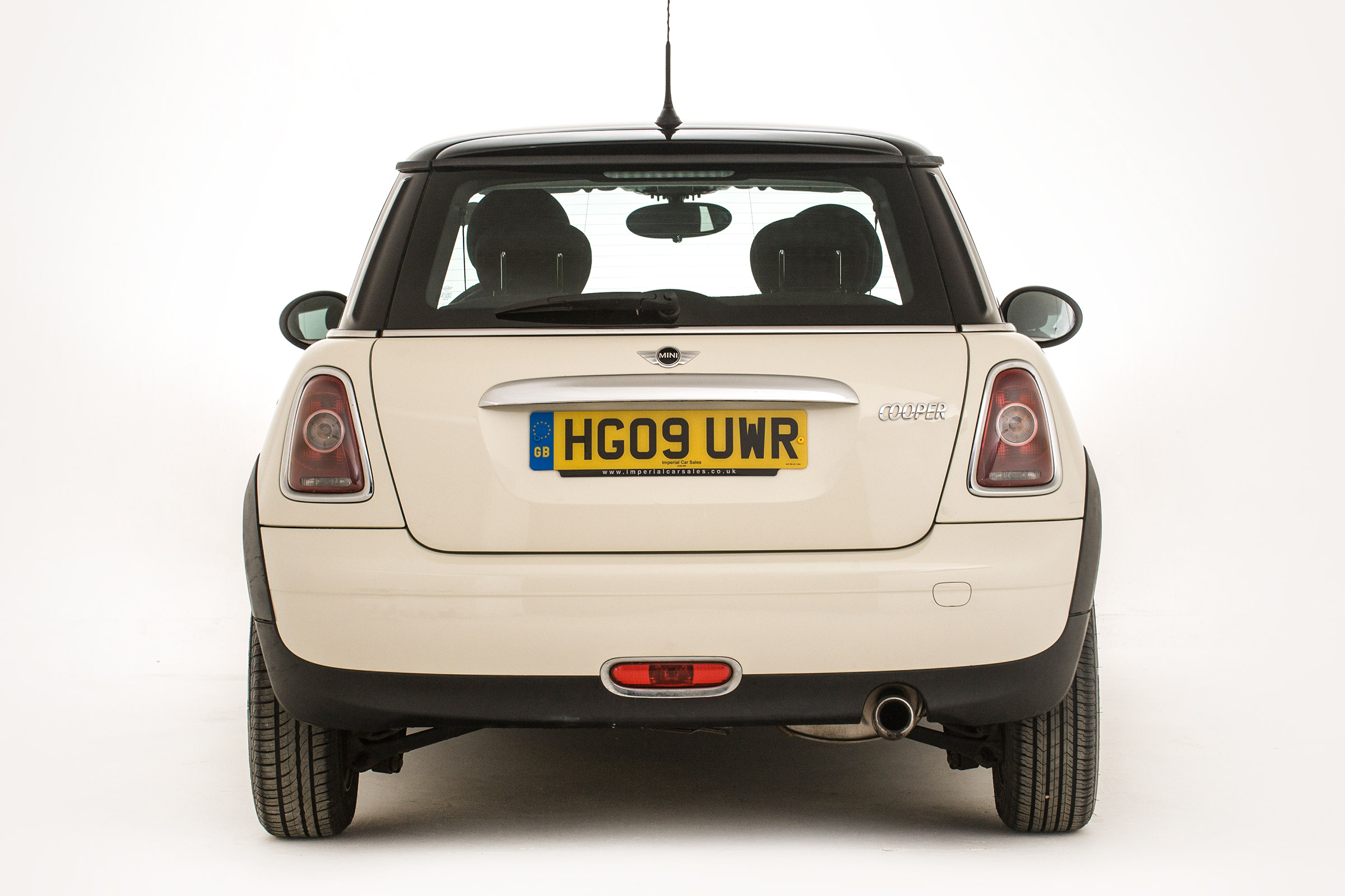 Used MINI Cooper - full rear