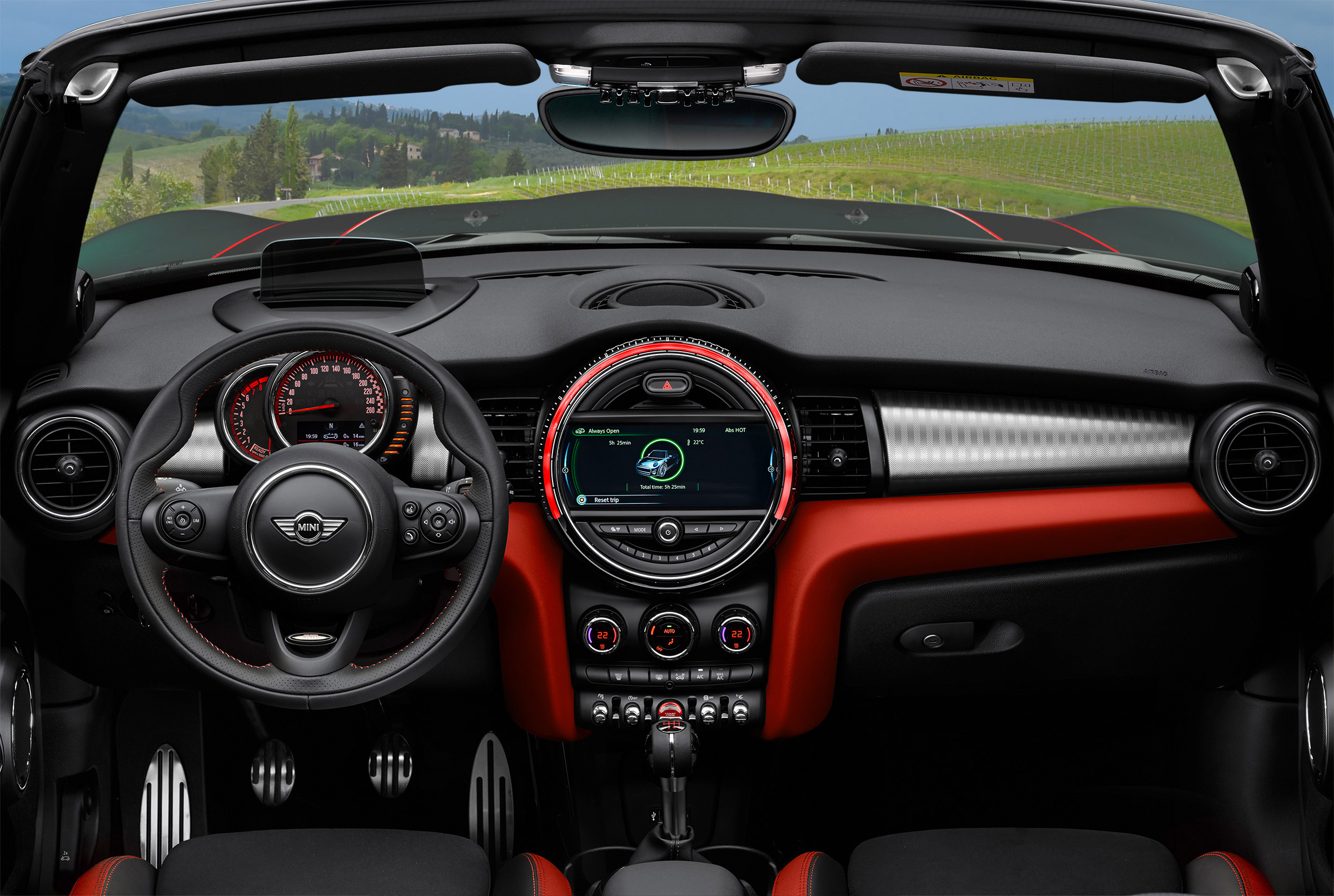 MINI JCW Convertible - dash