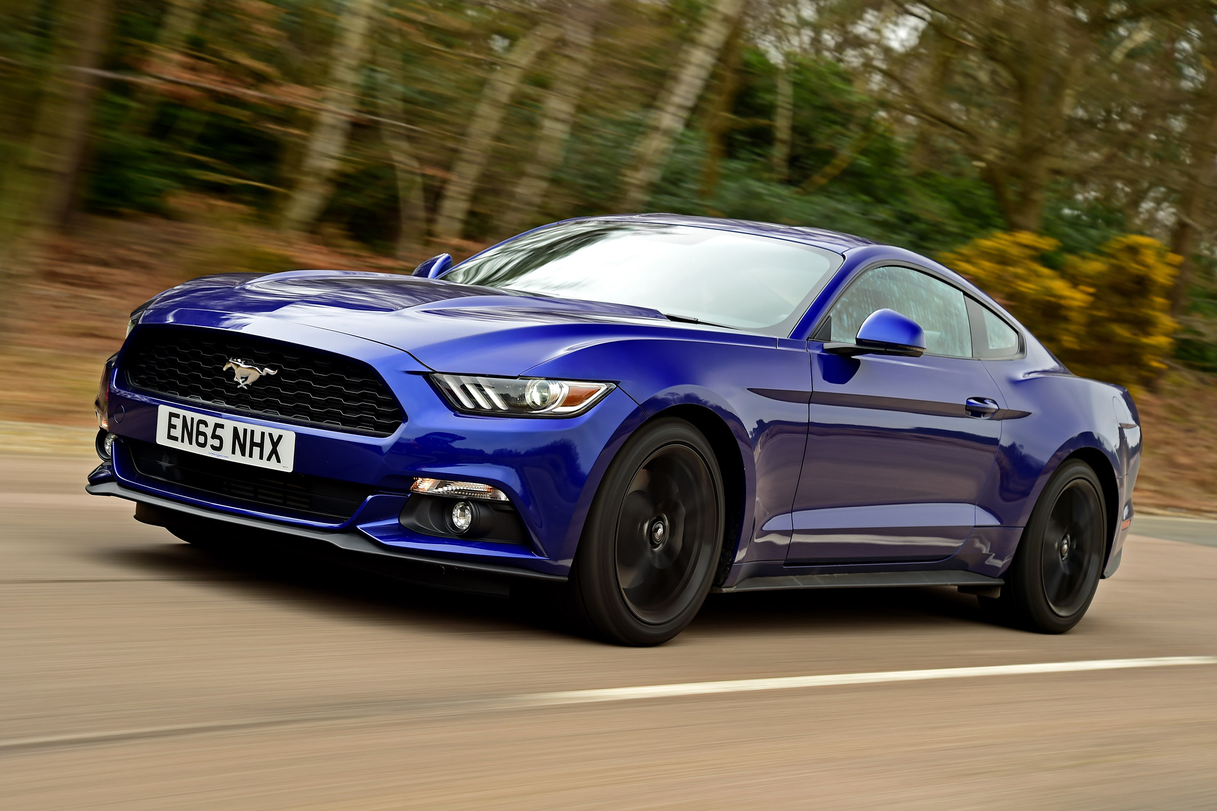 Ford Mustang - front