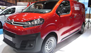 Citroen Dispatch CV Show - front three quarter