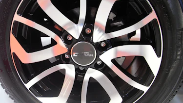 Isuzu D-Max Centurion - show wheel