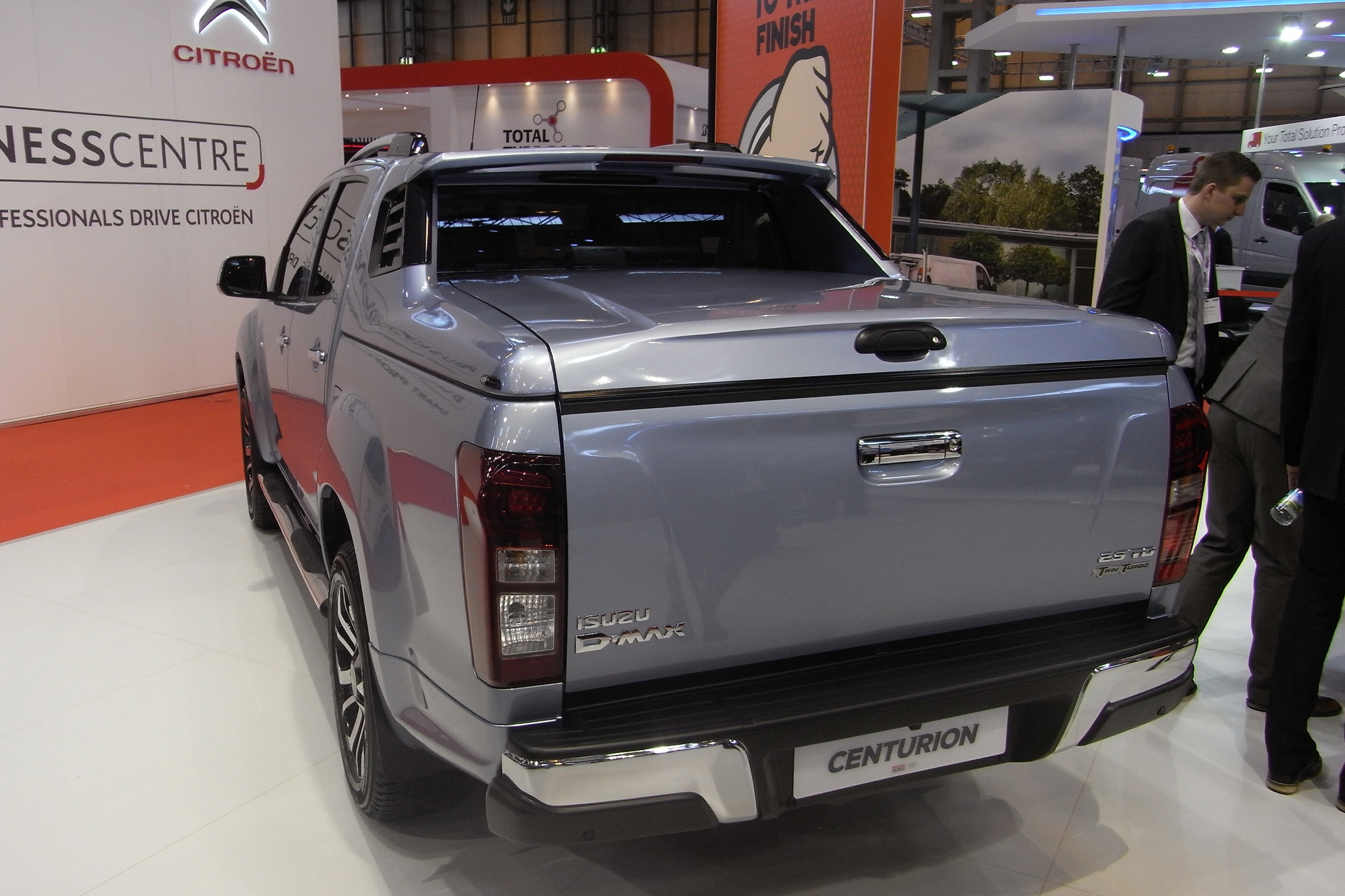 Isuzu D-Max Centurion - show rear