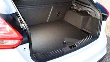 Ford Focus RS first UK drive - boot