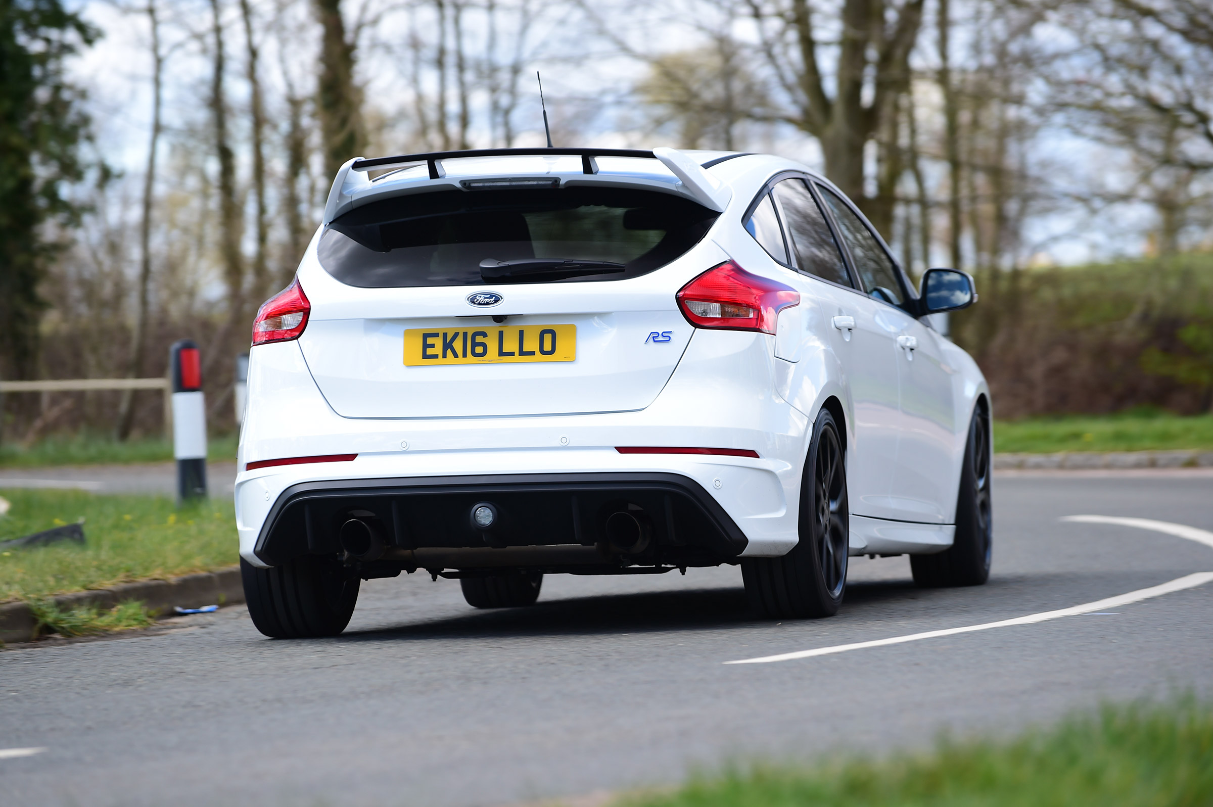 Ford Focus RS first UK drive - rear cornering