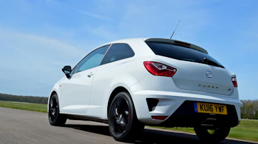 SEAT Ibiza Cupra 2016 - rear tracking