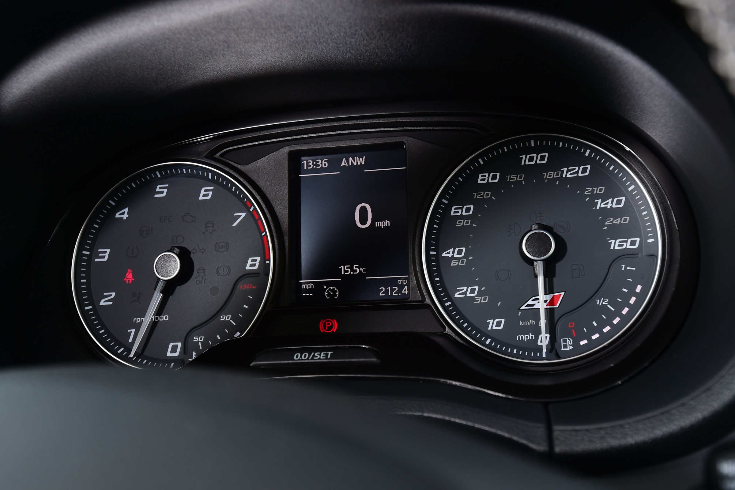 SEAT Ibiza Cupra 2016 - instruments