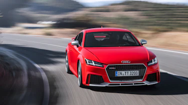 Audi TTRS 2016 - coupe front cornering