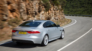 Jaguar XF 2.0d 2016 - rear tracking