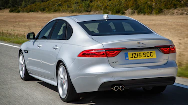 Jaguar XF 2.0d 2016 - rear tracking 2