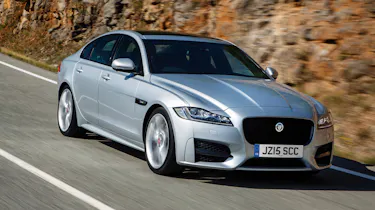 Jaguar XF 2.0d 2016 - front tracking