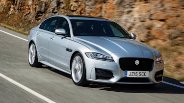 Jaguar XF 2.0d 2016 - front tracking