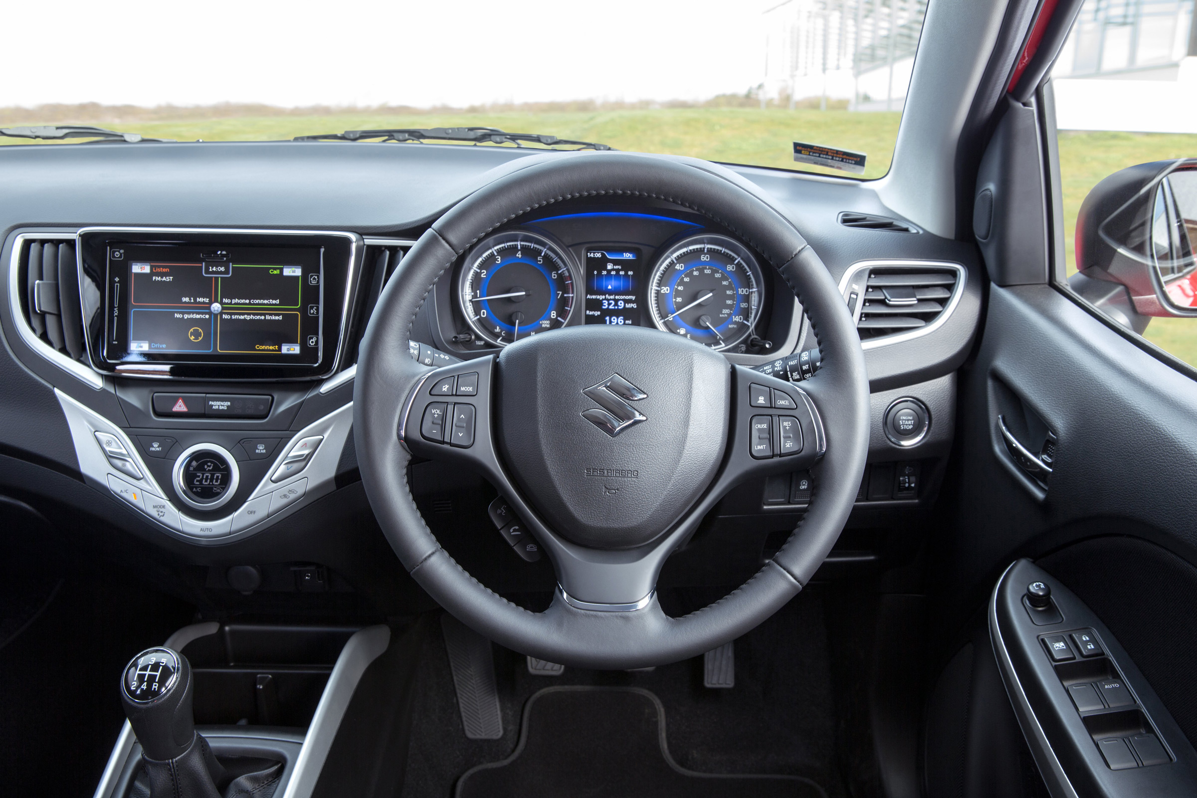 Suzuki Baleno SVHS mild hybrid - interior