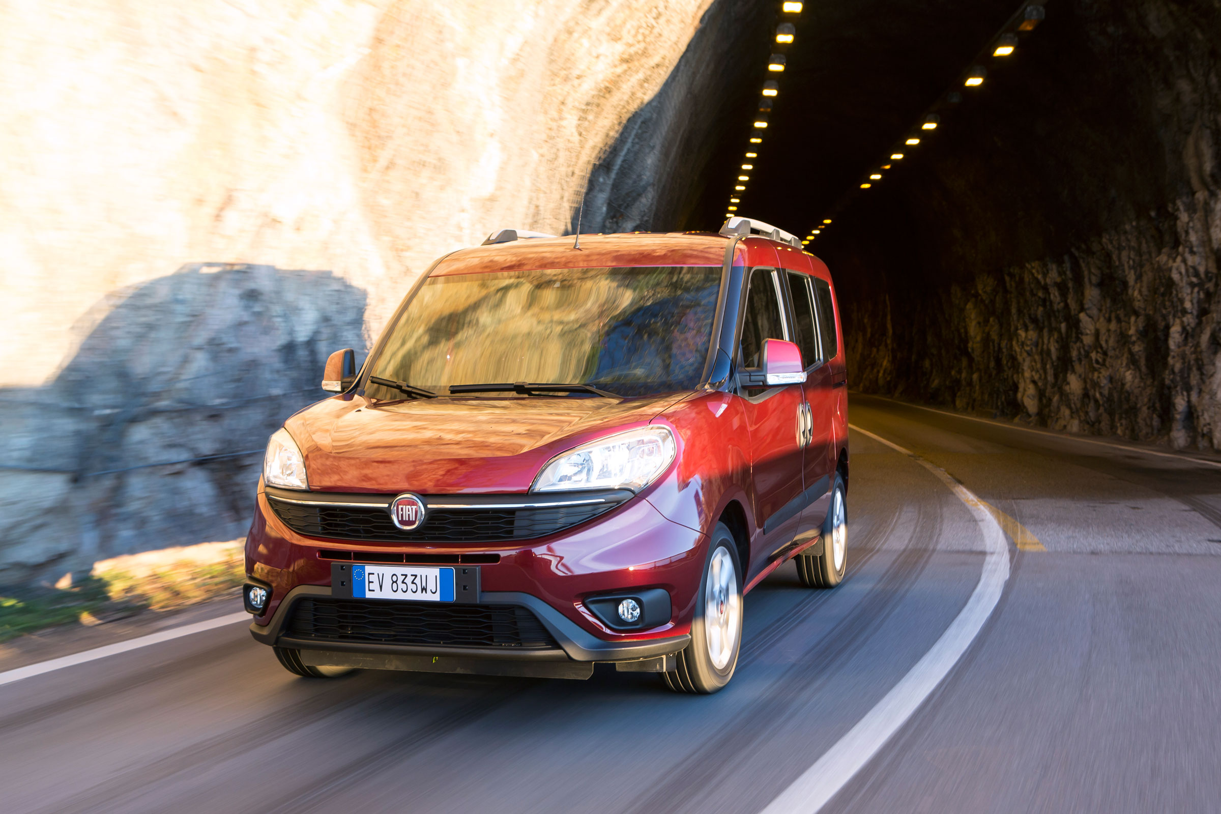 Fiat Doblo 2015 - tracking