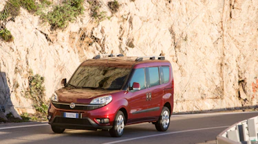 Fiat Doblo 2015 - driving