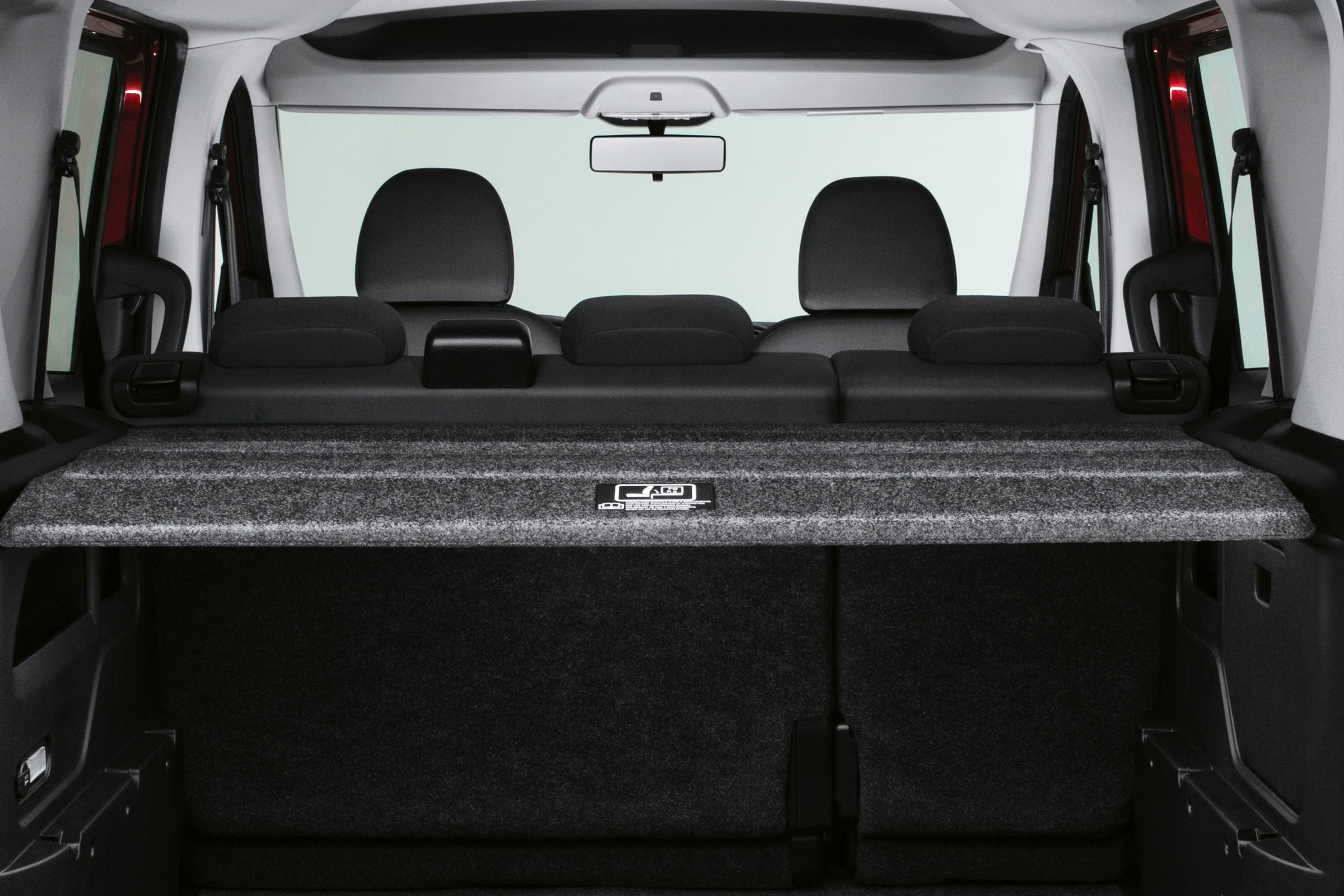 Fiat Doblo 2015 - boot 2