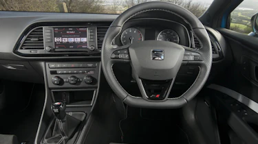 SEAT Leon Cupra 290 2016 UK - dashboard