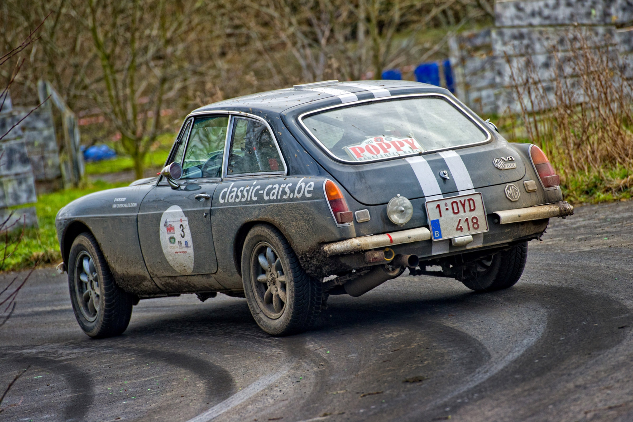 MGB - cornering