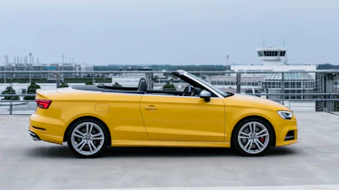 Audi S3 Cabriolet 2016 - side