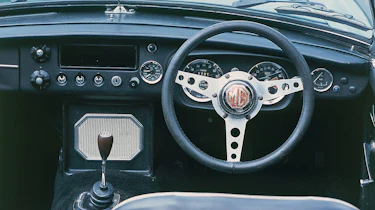 MGB - dash