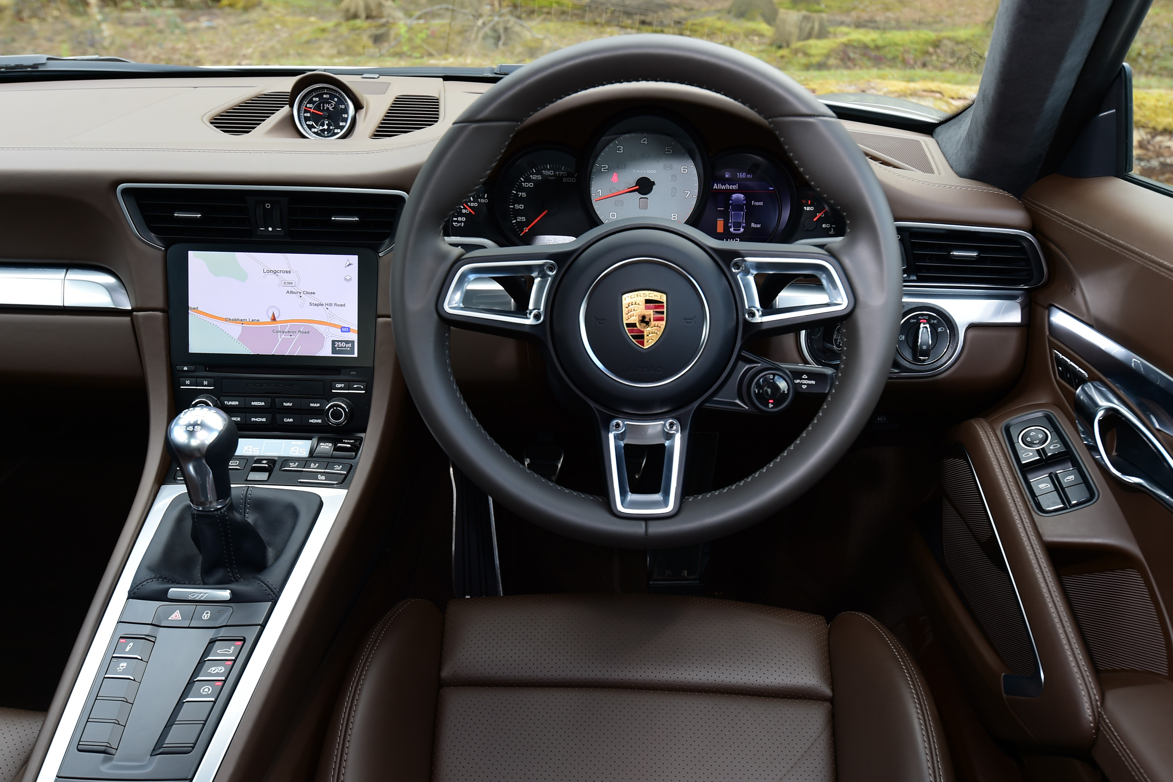 Porsche 911 Carrera 4S 2016 - interior