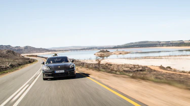 Porsche Panamera ride - full front panning