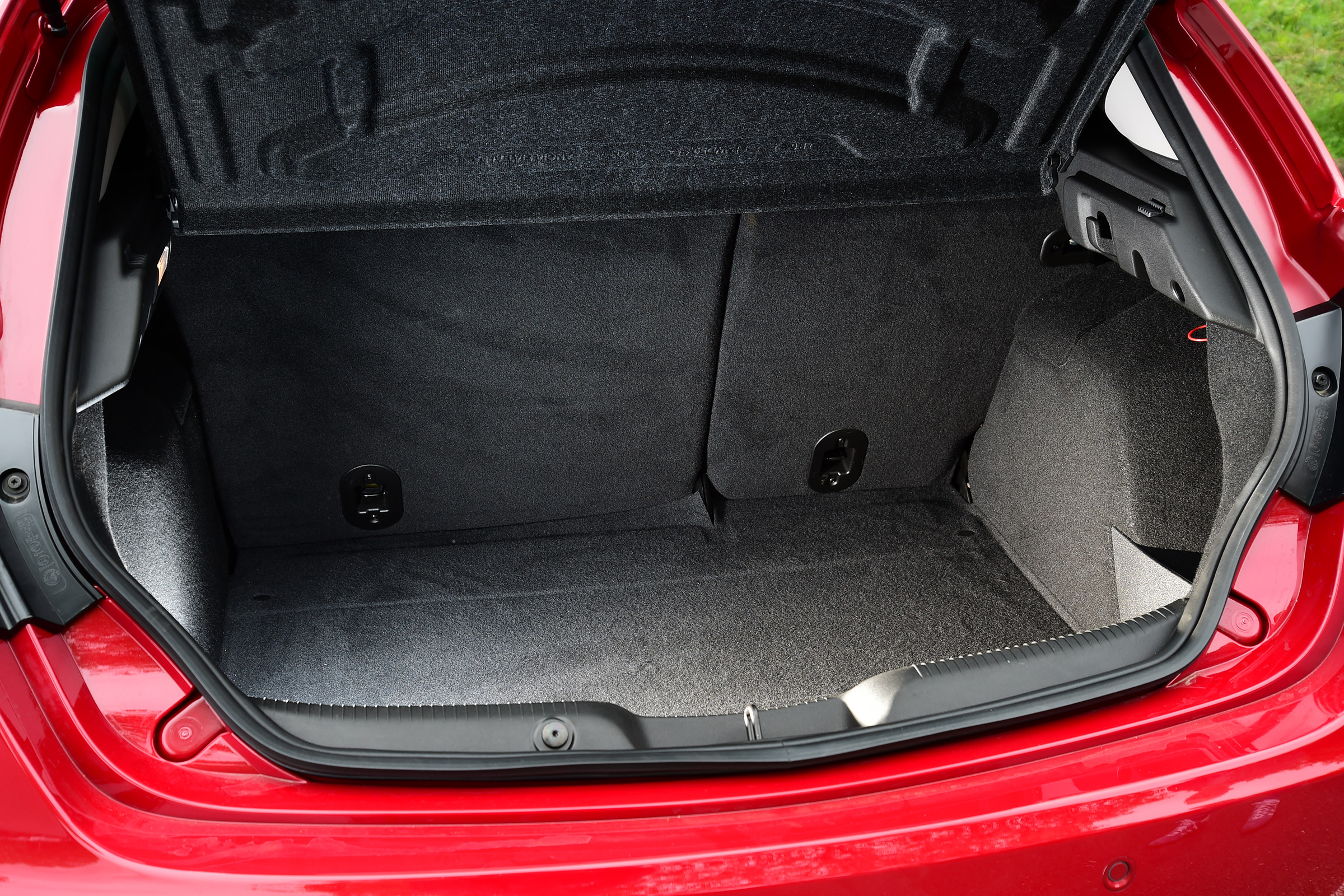 Alfa Romeo Giulietta 2016 facelifted - boot