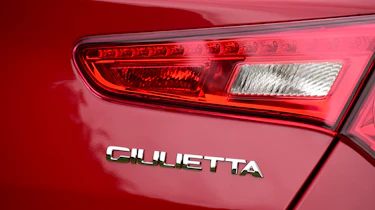 Alfa Romeo Giulietta 2016 facelifted - badge