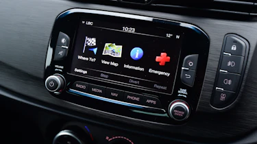 Alfa Romeo Giulietta 2016 facelifted - infotainment