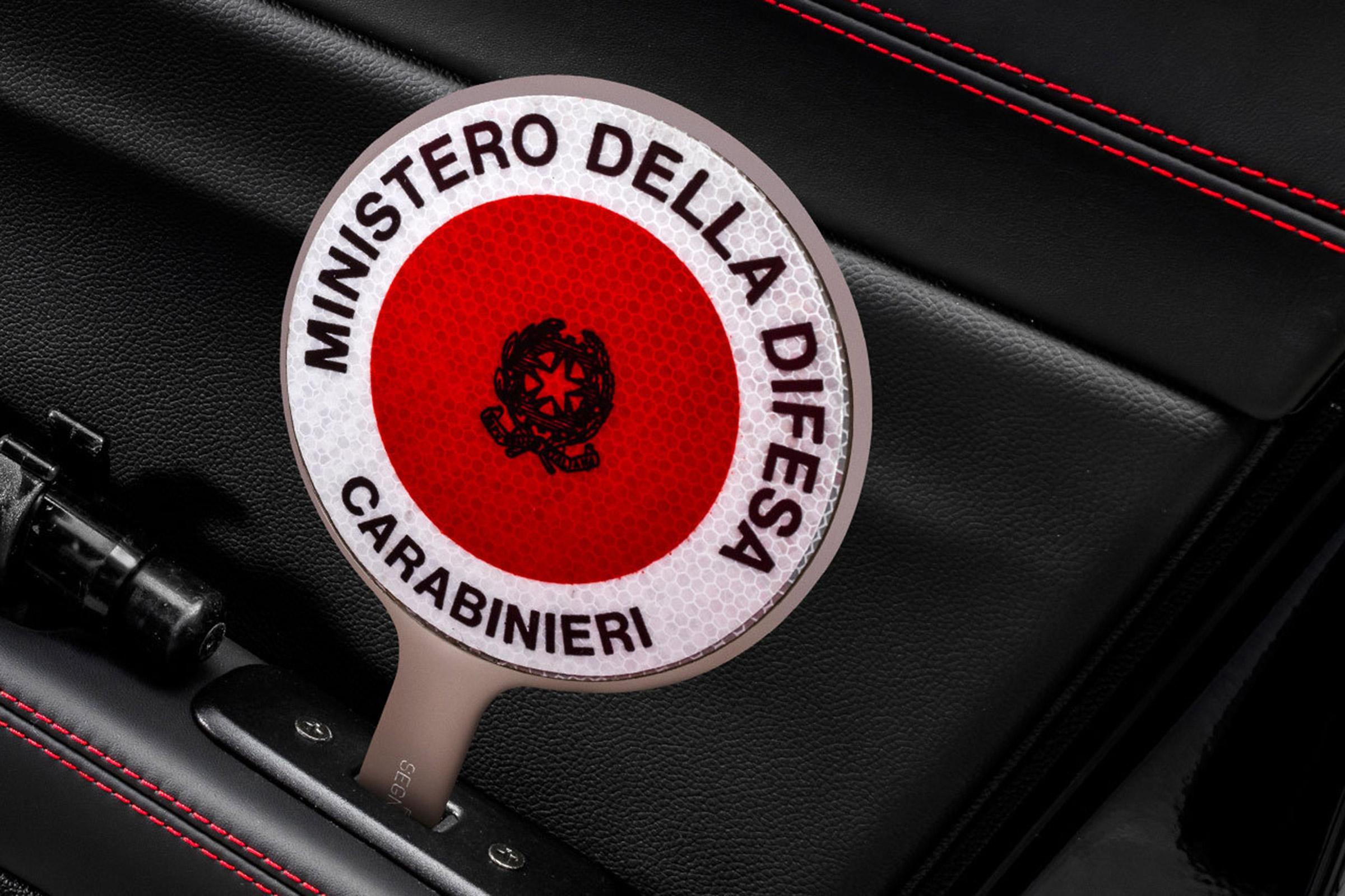 Alfa Romeo Giulia - Police car interior