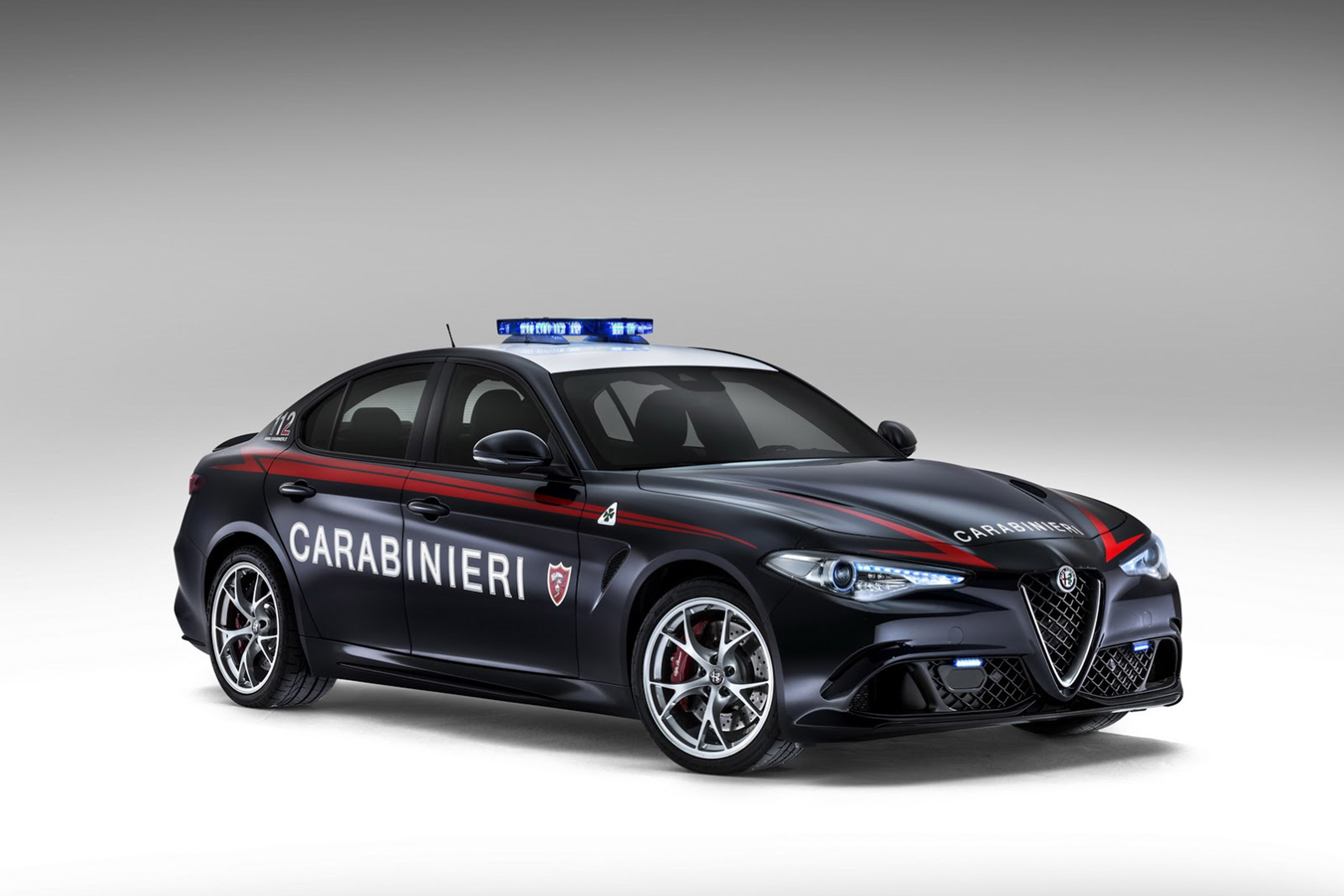 Alfa Romeo Giulia - Police car front three quarter