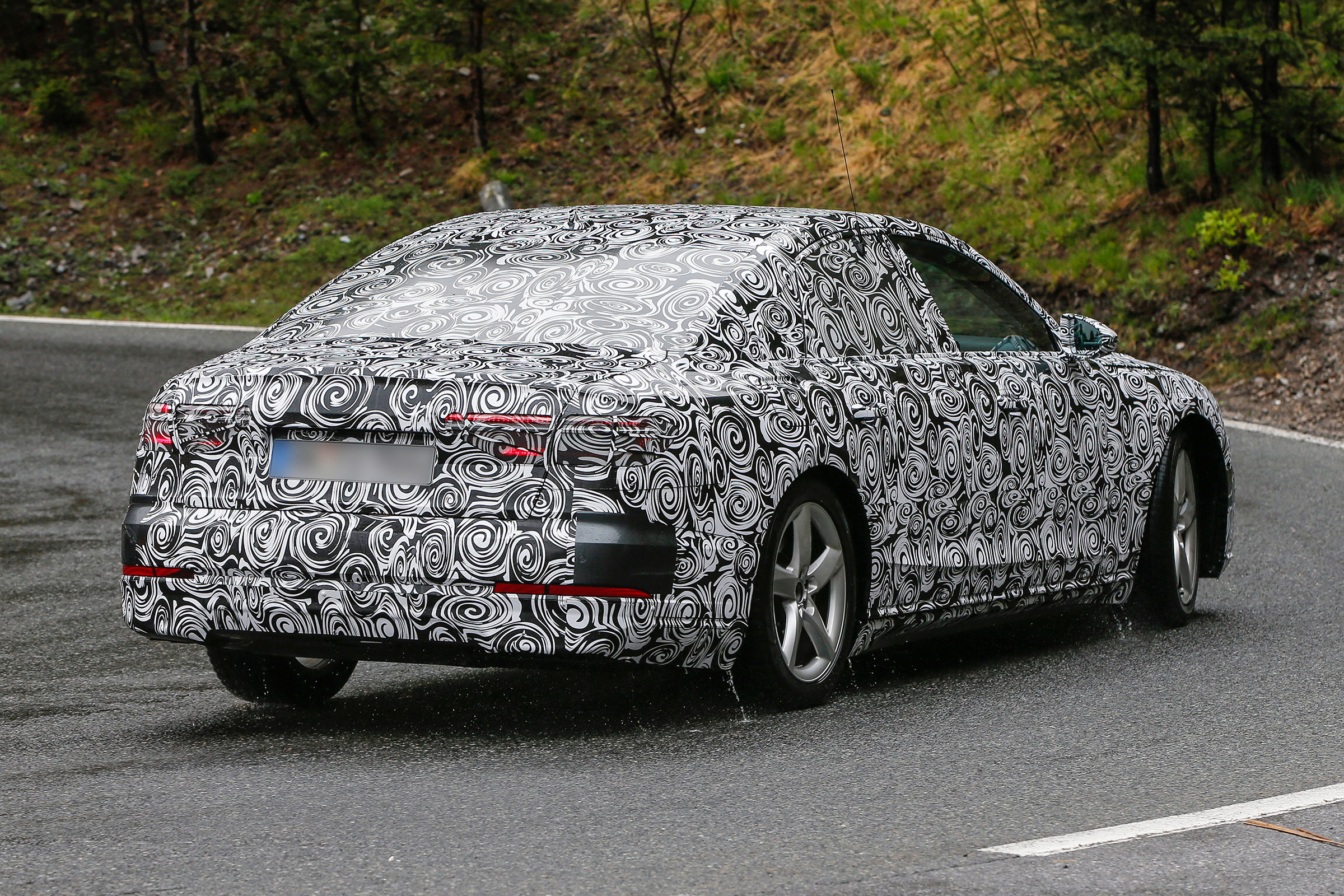 New Audi A8 spies rear side
