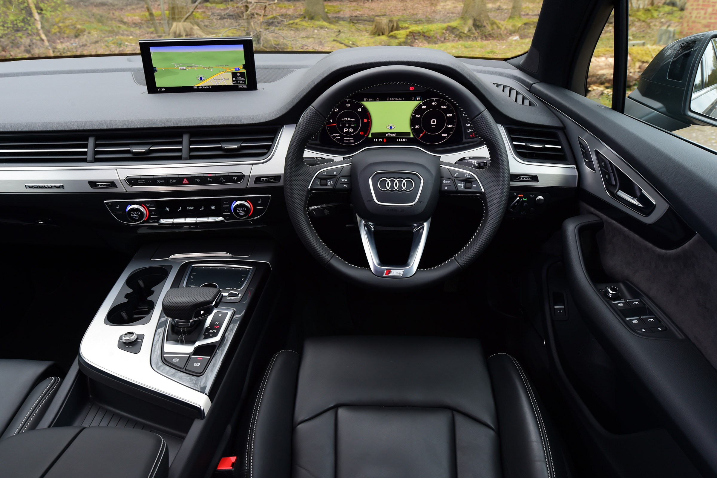 Audi Q7 2016 - interior