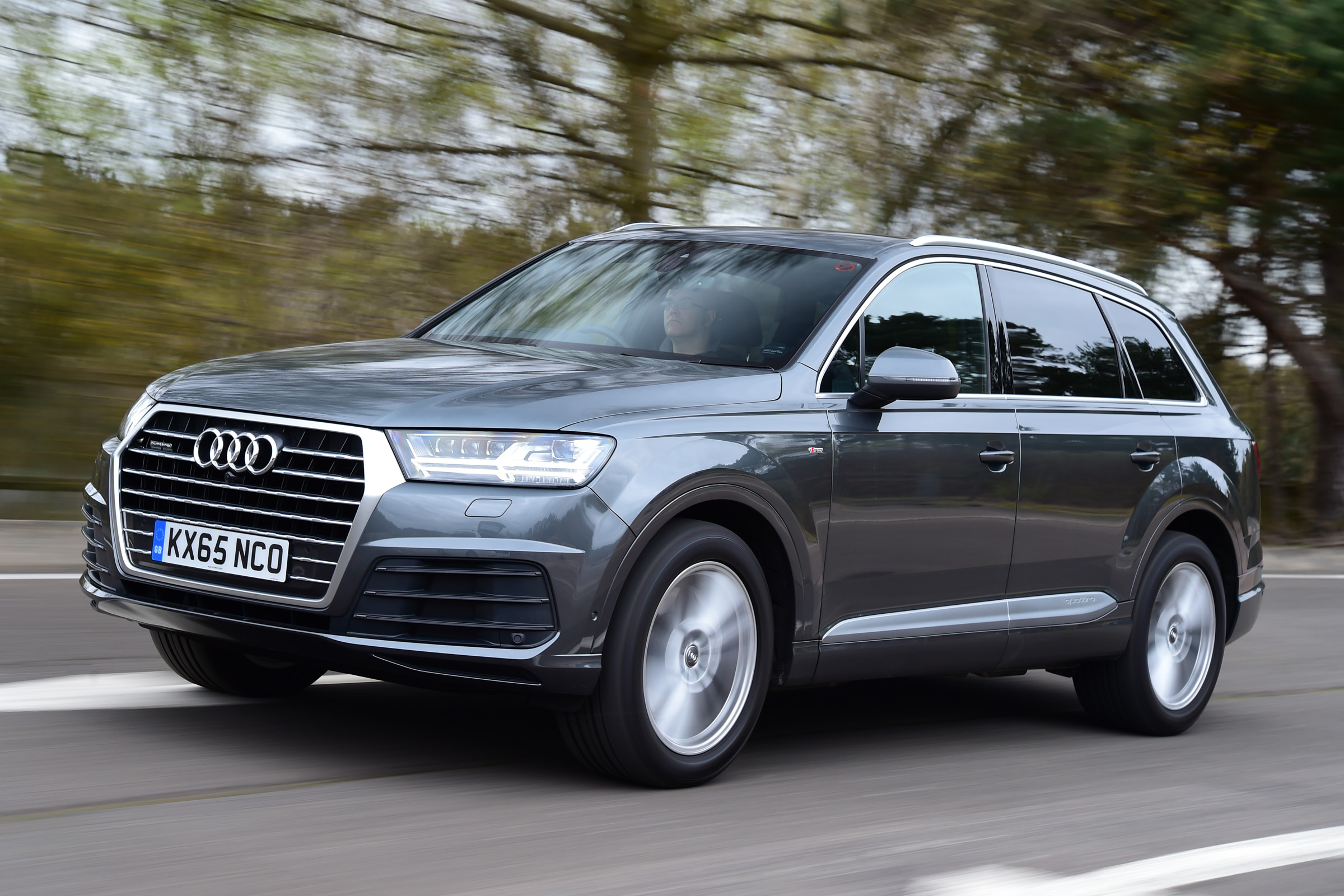 Audi Q7 2016 - front tracking