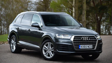 Audi Q7 2016 - front quarter