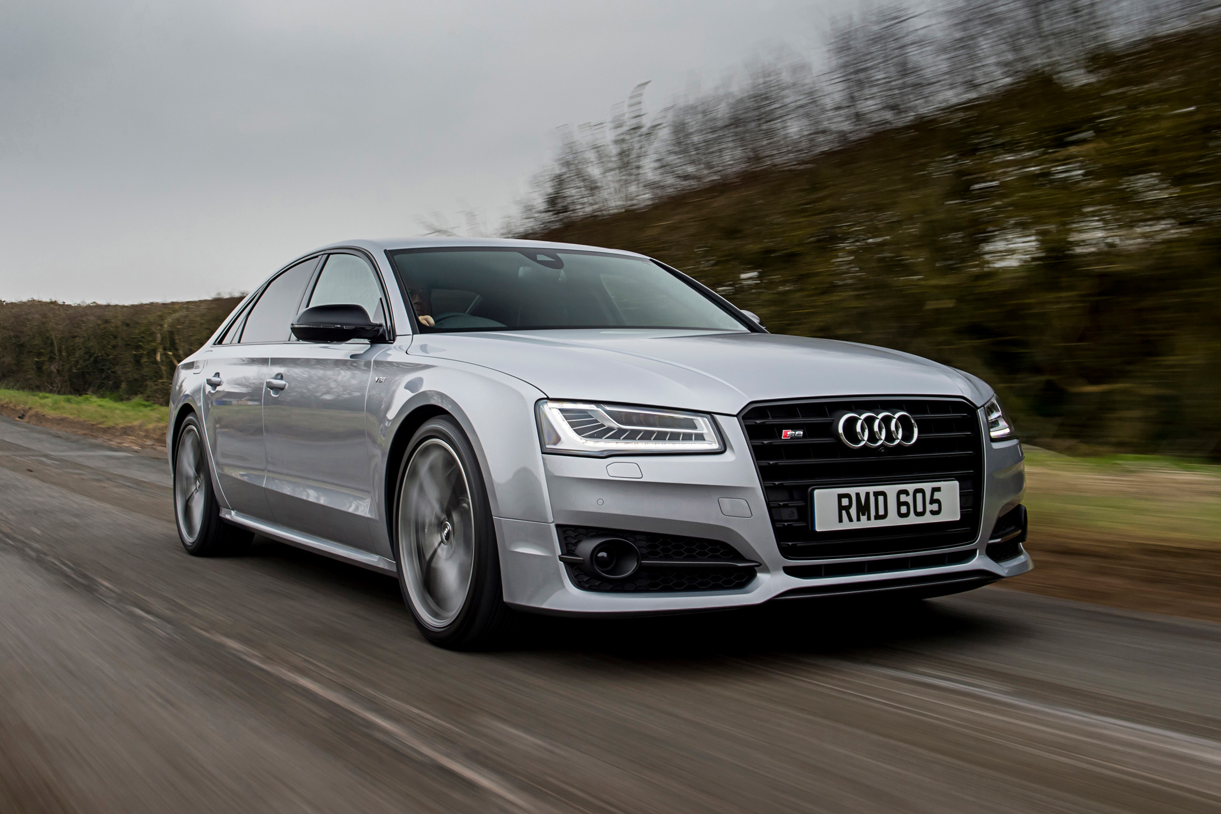 Audi S8 Plus 2016 - front tracking