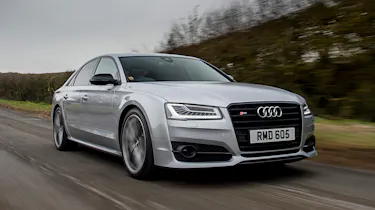 Audi S8 Plus 2016 - front tracking