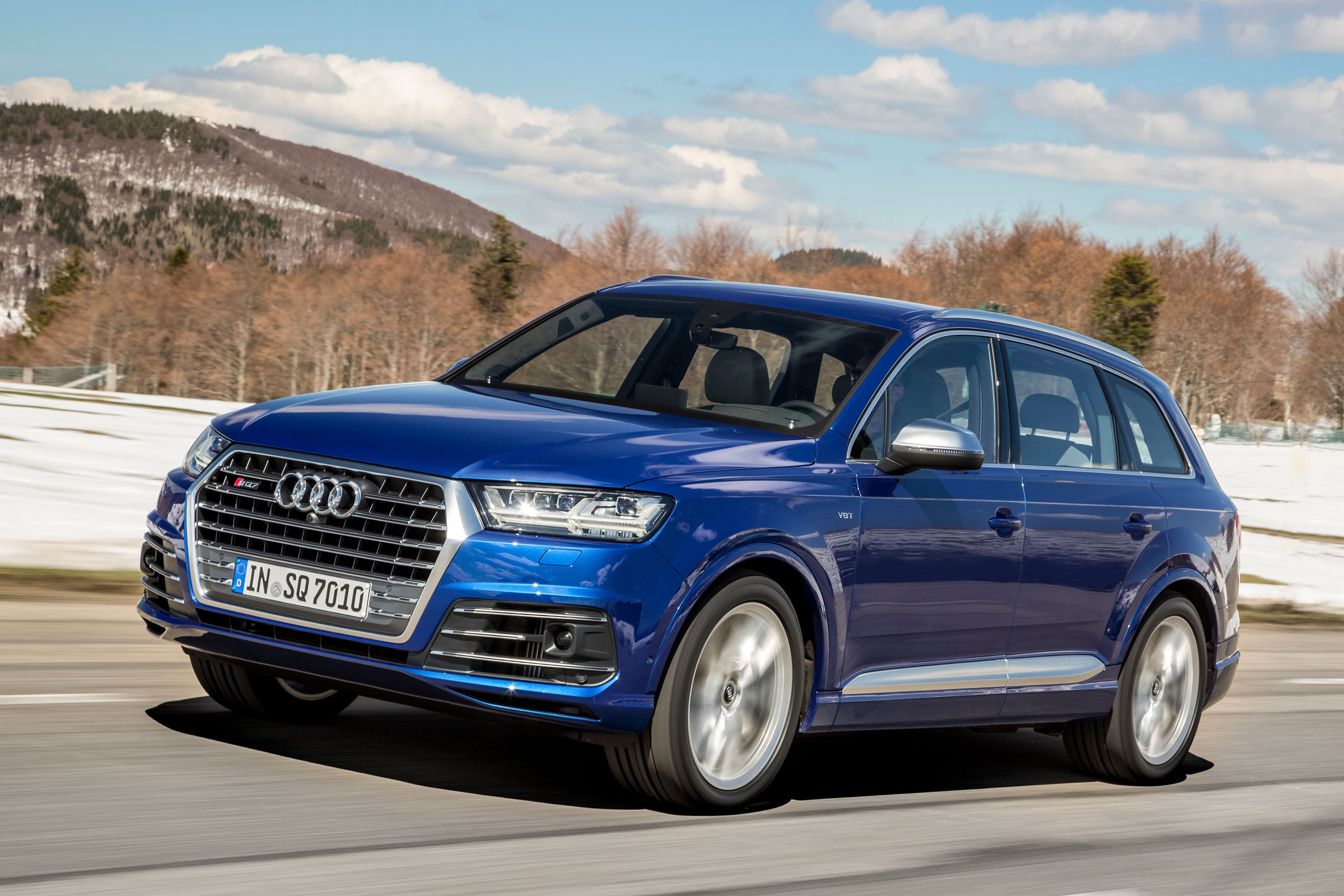 Audi SQ7 - front