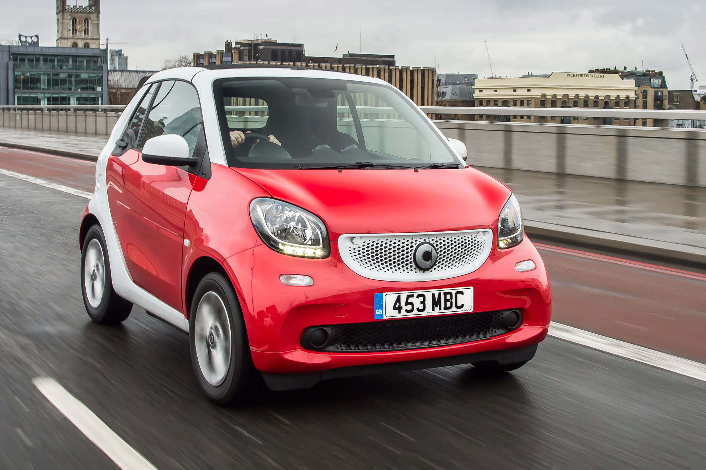 Smart ForTwo Cabrio - front
