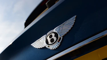 Bentley Bentayga - rear badge